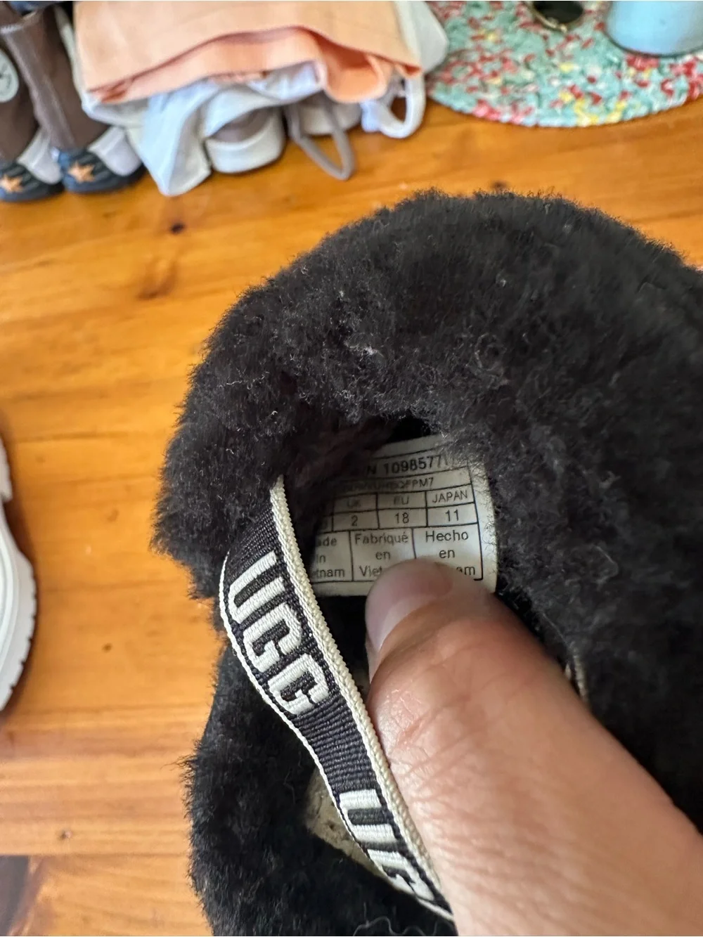 UGG Black Fluff Yeah Slingback Infant Slide